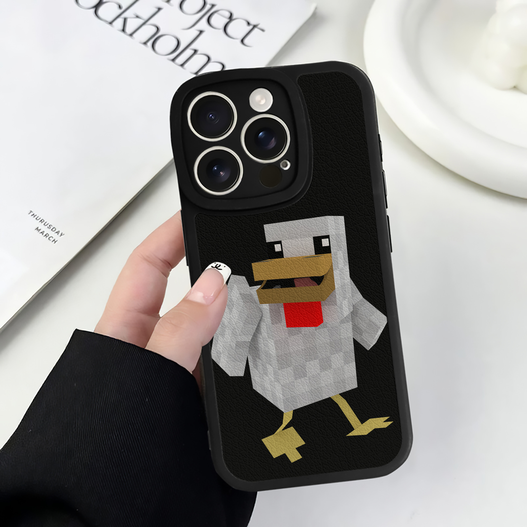 （画像用） マインクラフト ブロックの世界 Minecraft MC Block world 【iPhone 16シリーズ対応】シリコンスマホケース（レザー調） 材質：シリコン